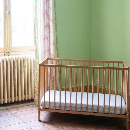 Chateau De Maisonneuve