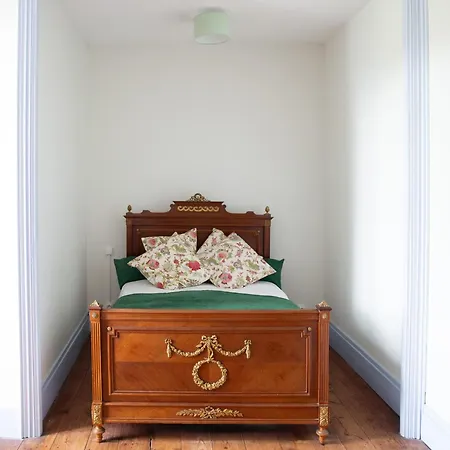 Chateau De Maisonneuve 住宿加早餐酒店 Leigne-les-Bois